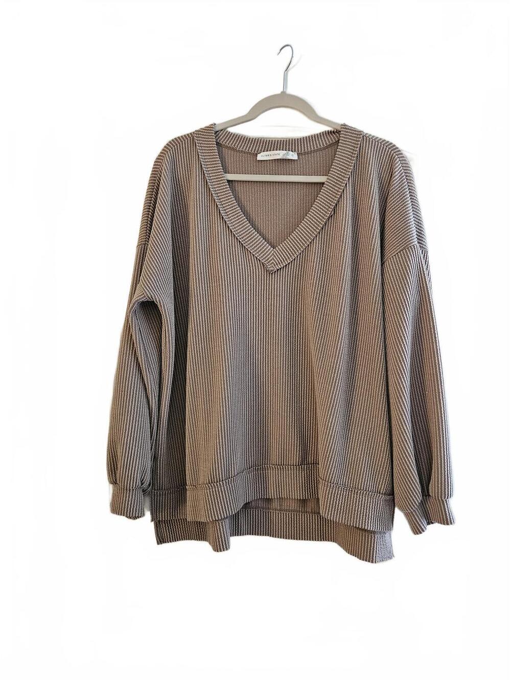 Women's Altar'd State Waffle Knit V-Neck Oversized Pullover Sweater-Size Large - Picture 1 of 4